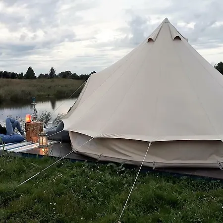 Kalurikula Fishing Village * Parnu