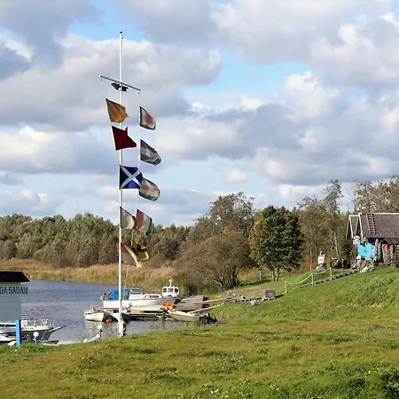 Hotel Kalurikula Fishing Village