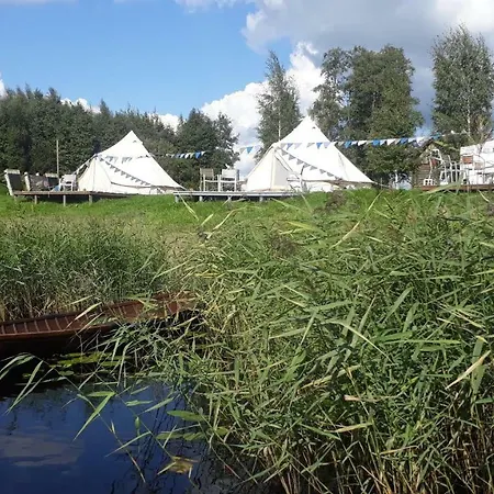 Kalurikula Fishing Village * Pärnu