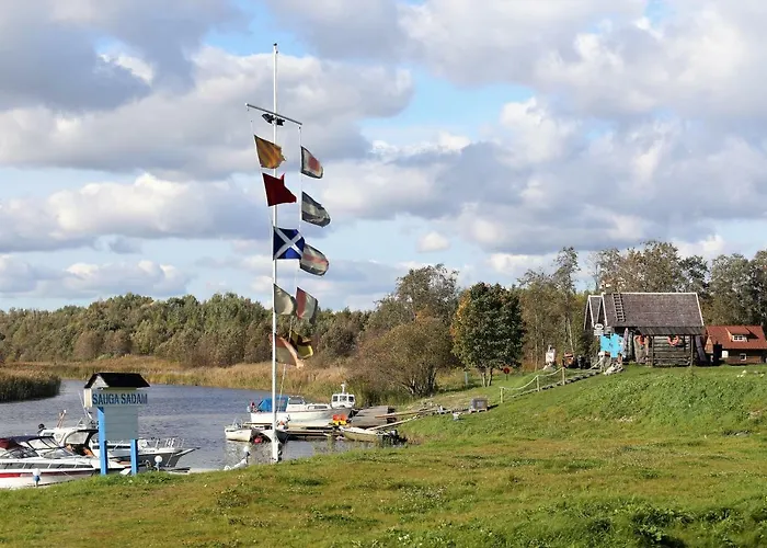 Hotel Kalurikula Fishing Village