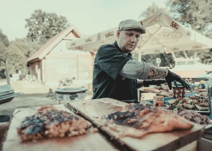 Kalurikula Fishing Village Hotel *