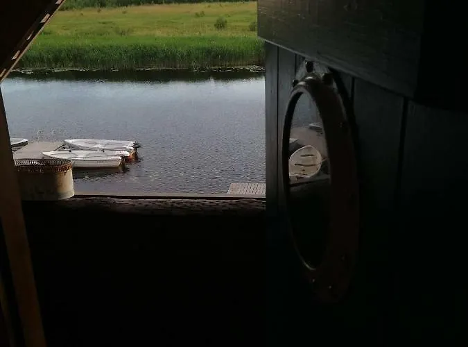 Kalurikula Fishing Village Hotel